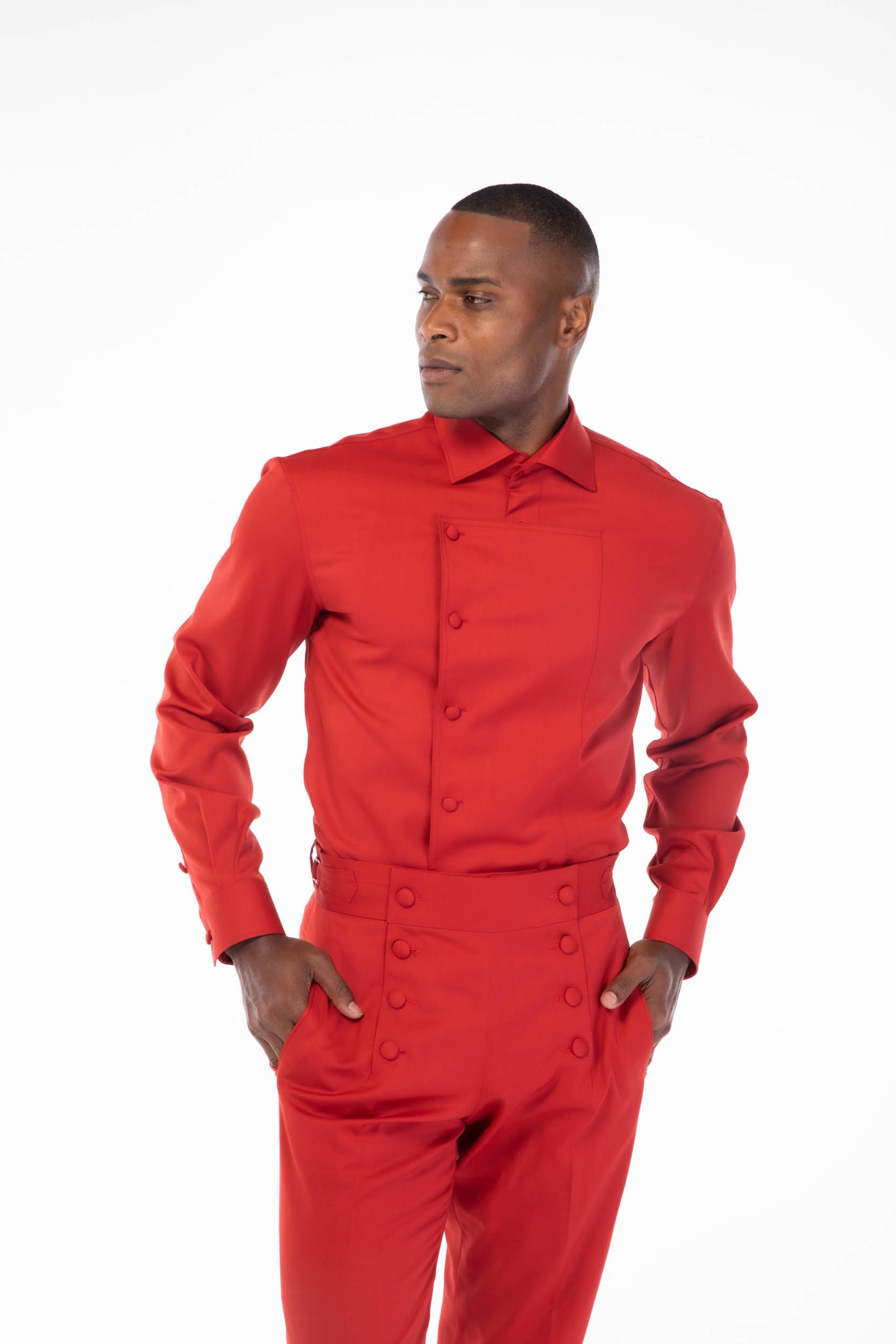 RED BUTTON DELUXE SIGNATURE LONG SLEEVE SHIRT