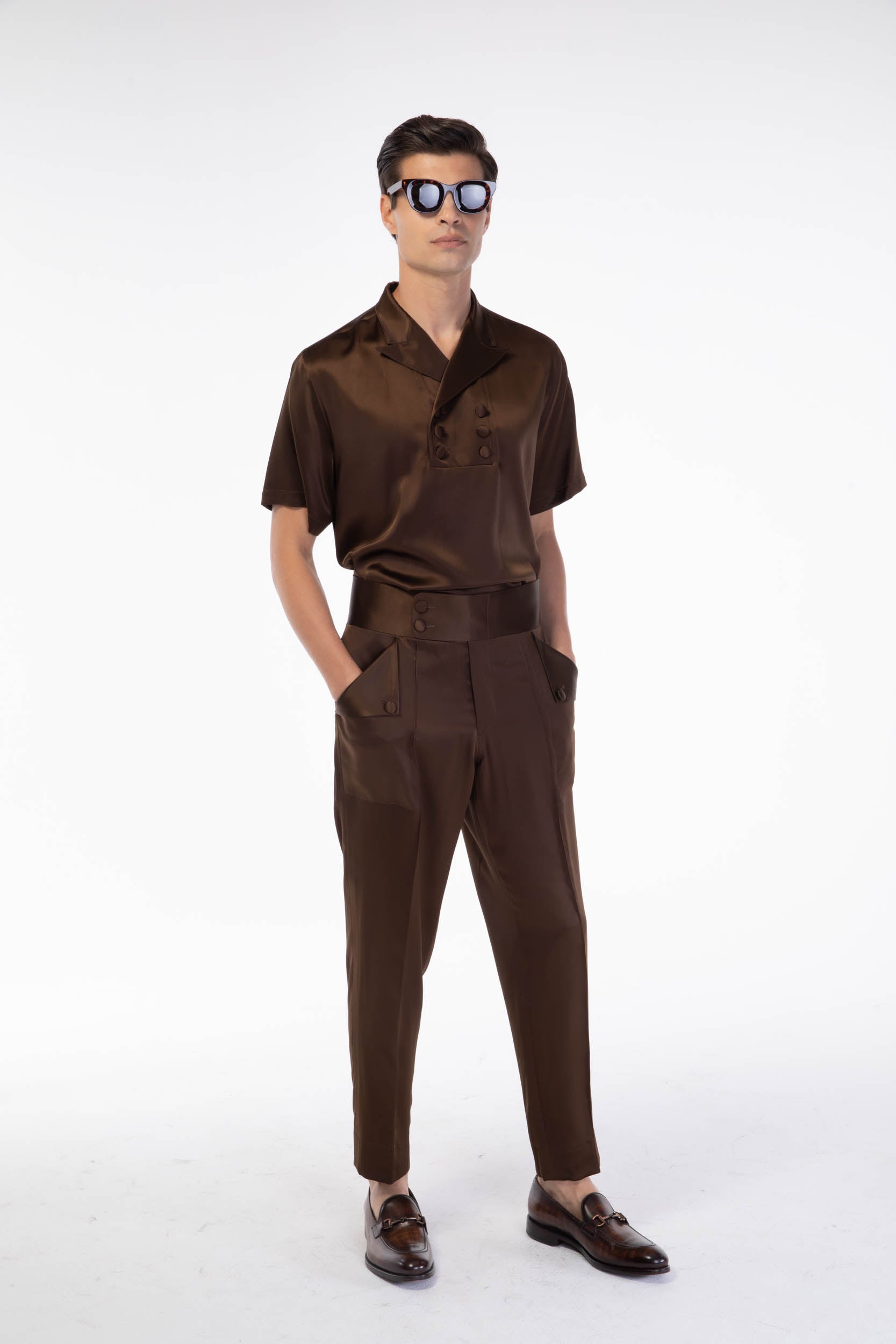 brown short sleeve dress shirt Men's Mustique Solid Short Sleeve Camp Collar Linen Shirt