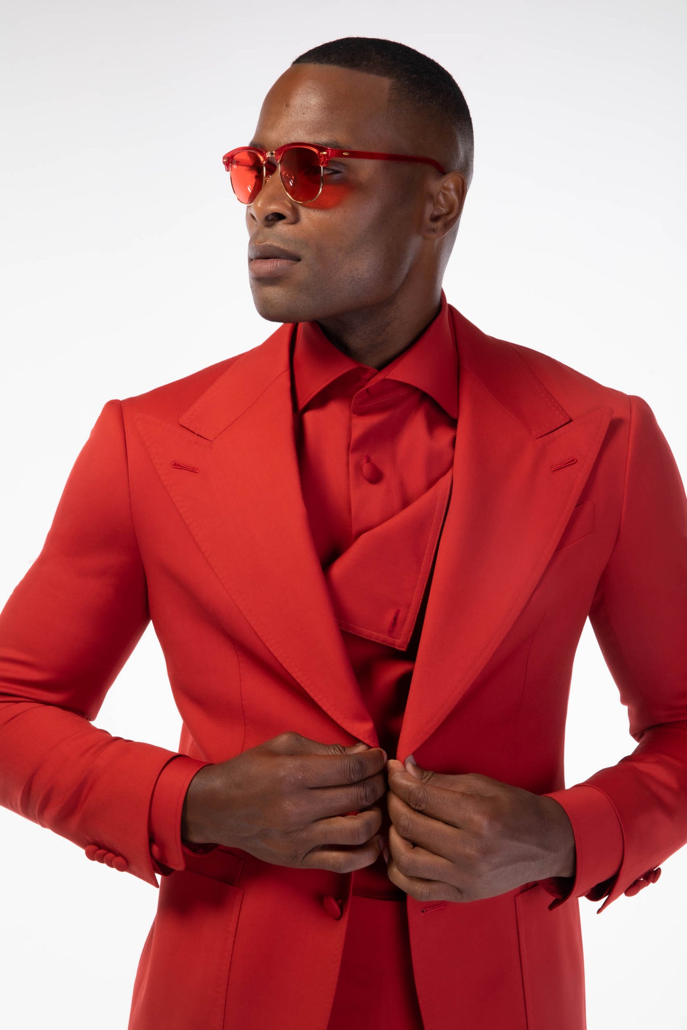 RED BUTTON DELUXE SIGNATURE TWO PIECE SUIT